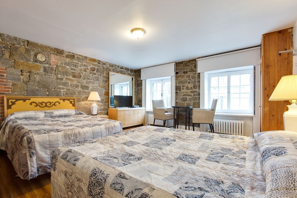 hotel le cavalier m11