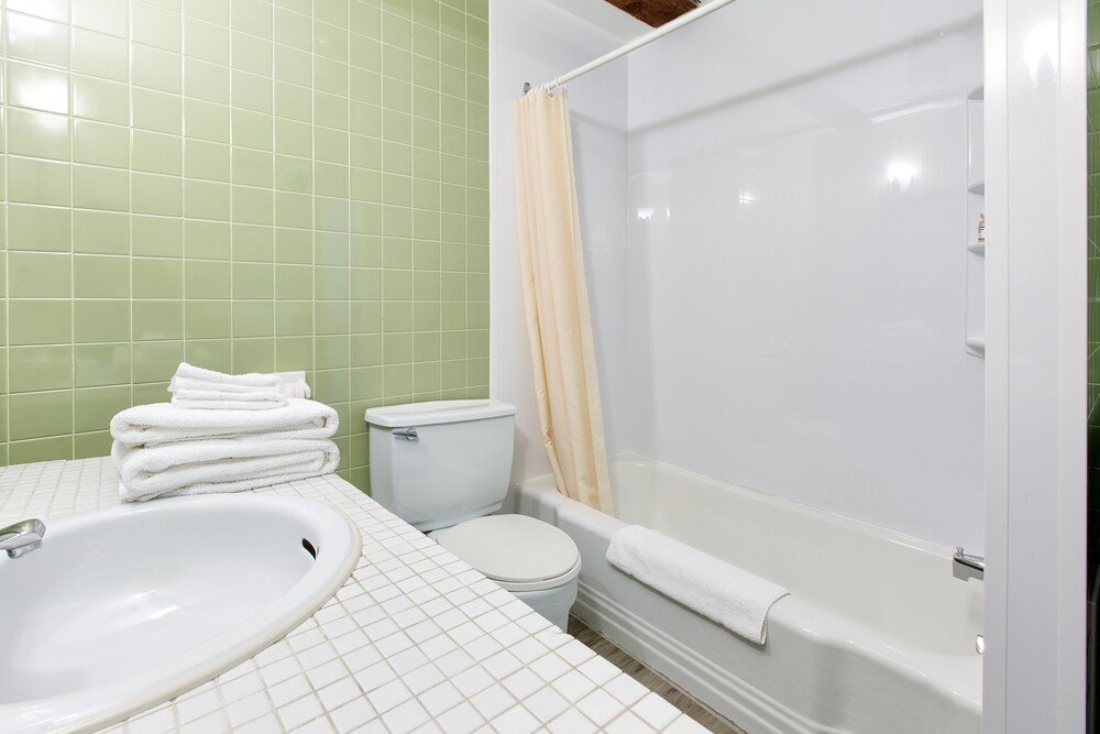 Hotel Le Cavalier - M11,Quebec City>>Old Quebec,2 star