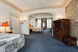 hotel le cavalier m11