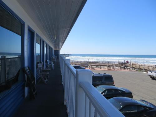 dolphin cove motel