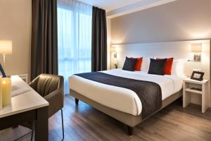 Citadines Montmartre Paris,16 Avenue Rachel,3 star