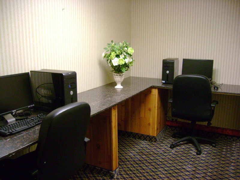 comfort inn and suites tipp city