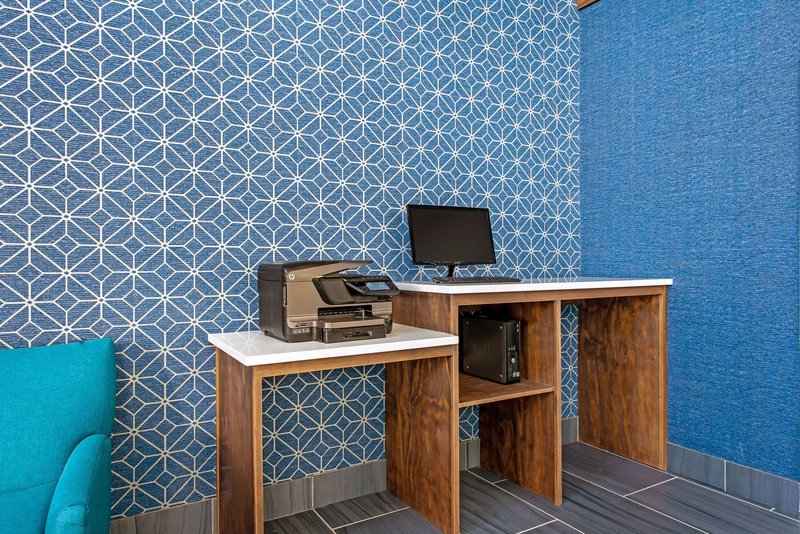 comfort inn and suites tipp city