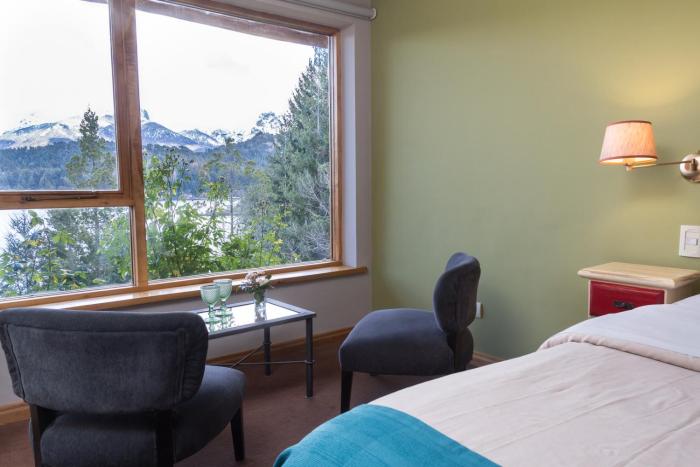 peninsula petit hotel