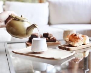 peninsula petit hotel