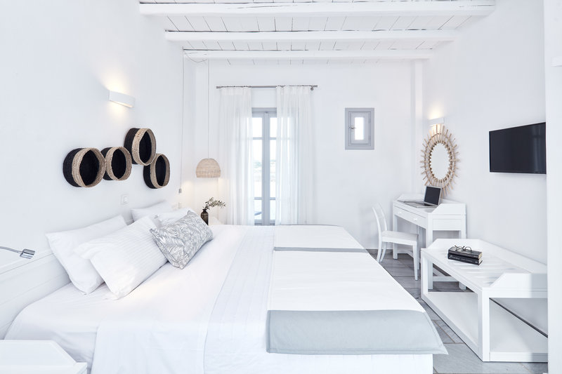 mr and mrs white paros