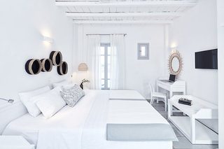 mr and mrs white paros