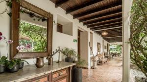 hacienda san jose hotel