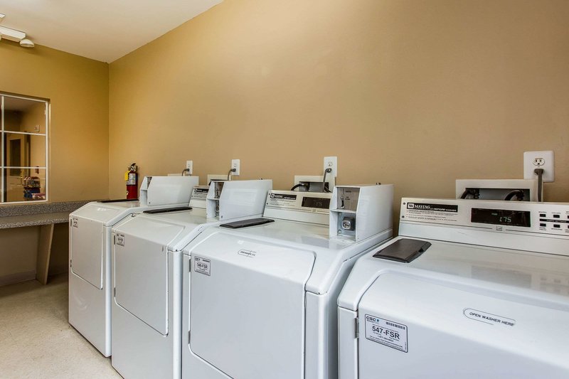 suburban studios near university of north carolina charlotte