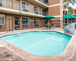 Quality Inn & Suites Anaheim Maingate,Fullerton>>Anaheim,3 star
