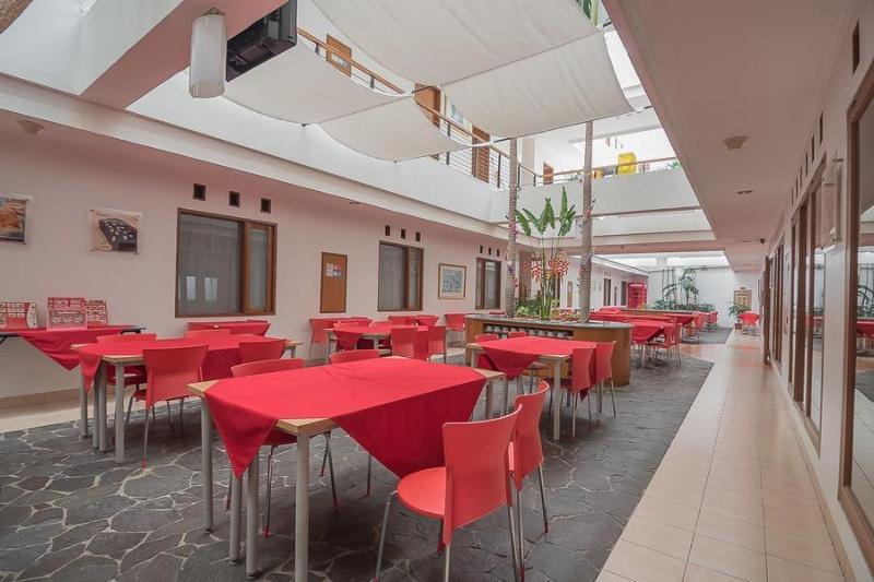 the cherry homes hotel and residence