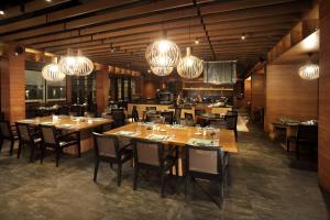 Le Meridien Phuket Beach Resort,Karon Beach>>Karon,5 star