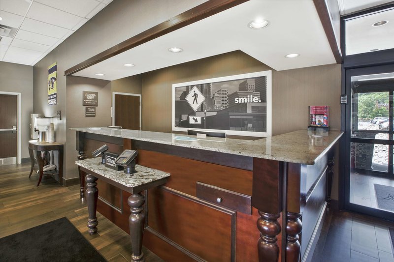 hampton inn pittsburgh university medical center