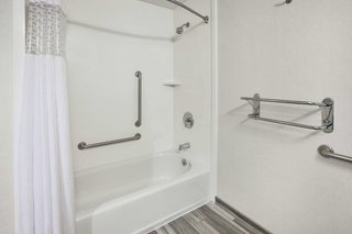 hampton inn pittsburgh university medical center