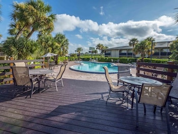 Countryside Inn & Suites Orlando,Near National Gallery Of Ireland At Merrion Square,3 star