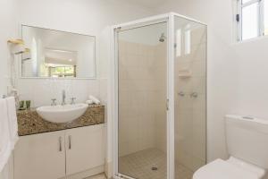 Tropical Nites,Port Douglas>>Cairns,4 star