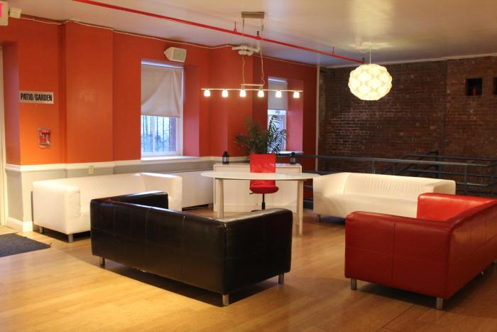 hi new york city hostel