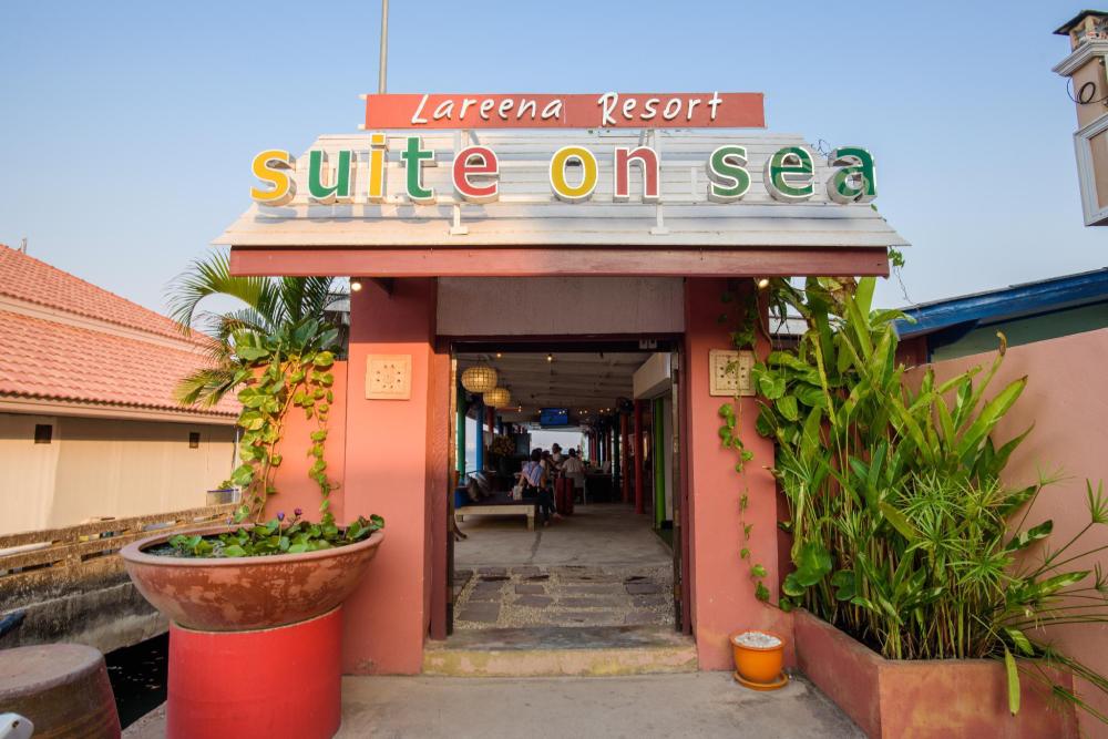 lareena resort koh larn pattaya