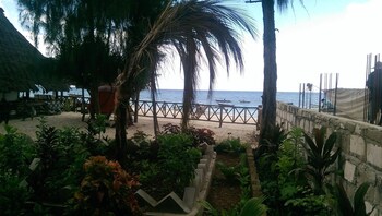 union beach bungalows