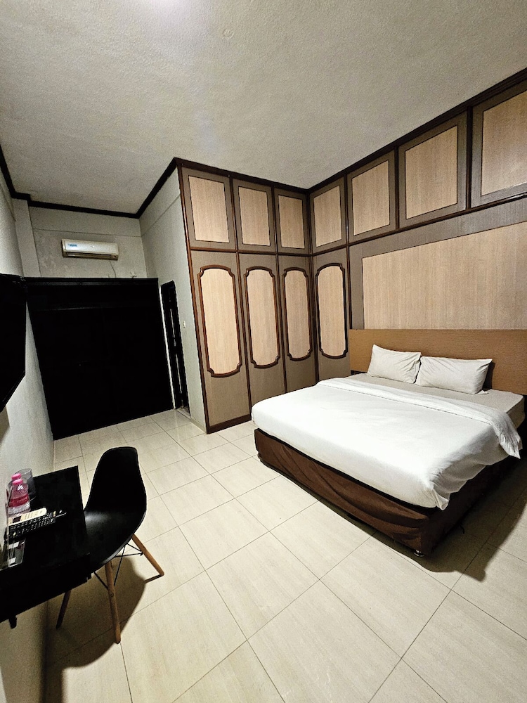 airlangga hotel
