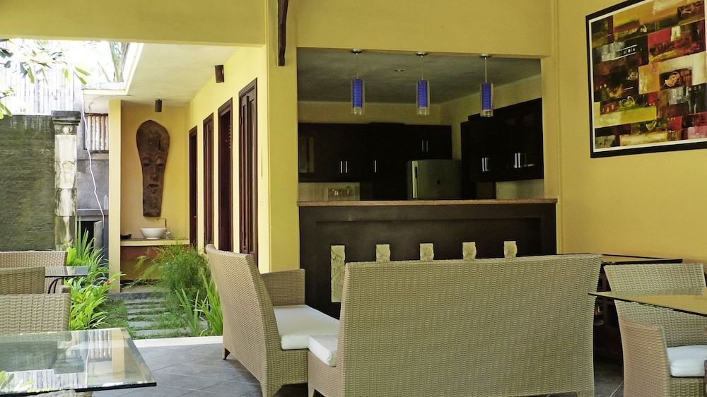 bali au naturel adults only