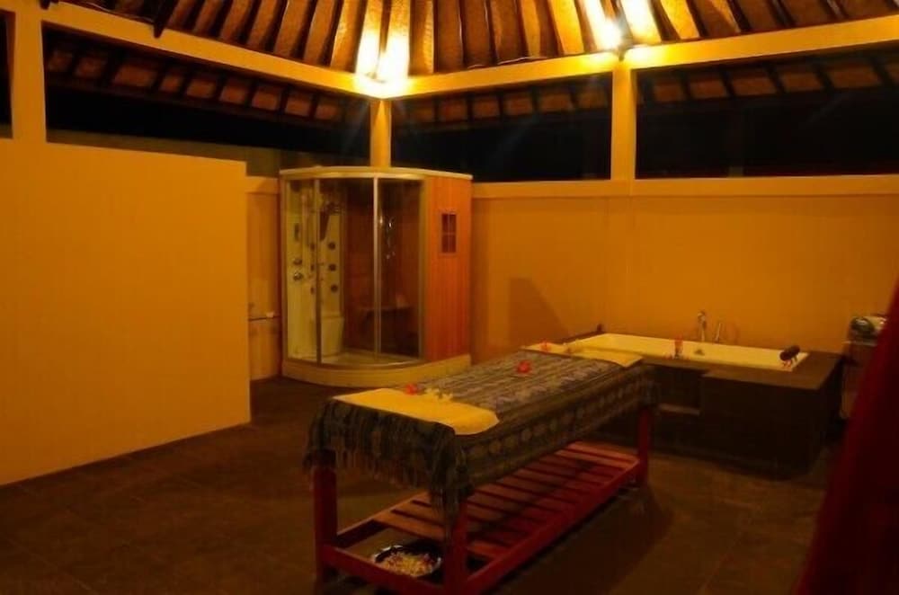 bali au naturel adults only