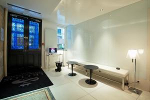 Hotel Le Clos De Notre Dame,Paris>>Luxembourg Gardens,3 star