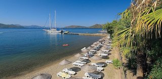 fortezza beach resort