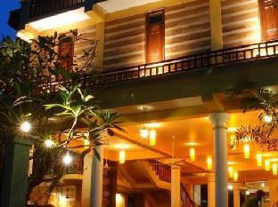 thaproban beach house