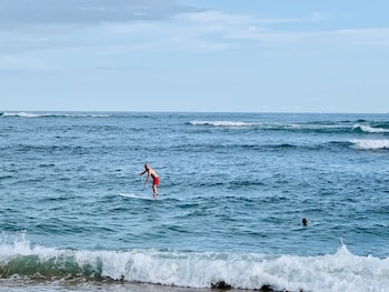 thaproban beach house