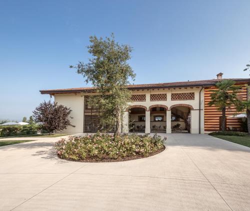 Tenuta La Borghetta,Desenzano Del Garda>>Brescia,3 star