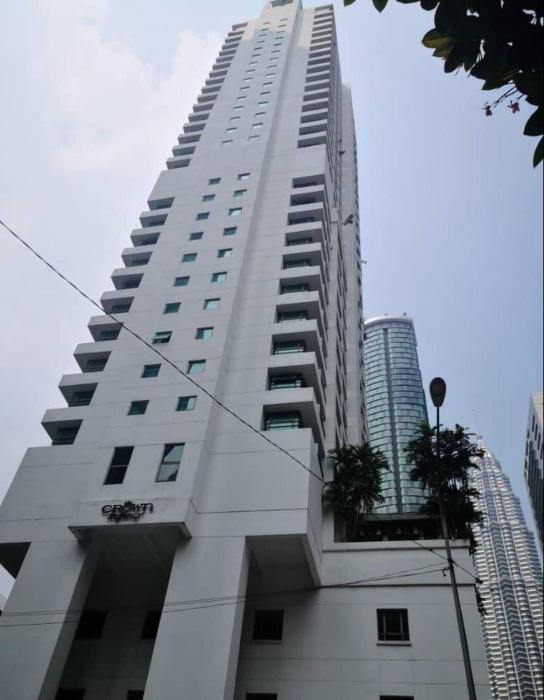 crown regency serviced suites