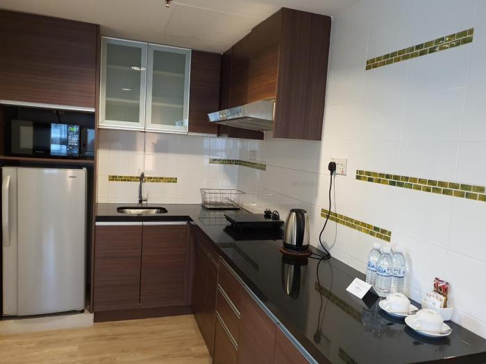 crown regency serviced suites