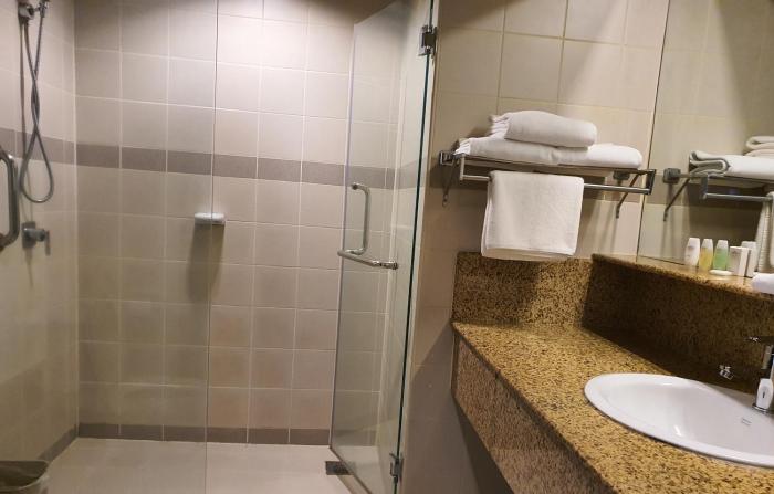 crown regency serviced suites