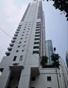 crown regency serviced suites