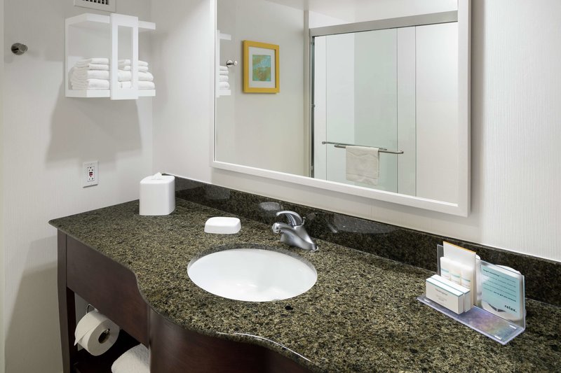 hampton inn and suites memphis beale street