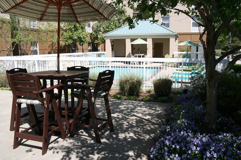 hampton inn and suites memphis east germantown area