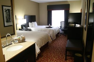 hampton inn and suites memphis east germantown area