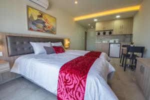 zodiac hotel apartments