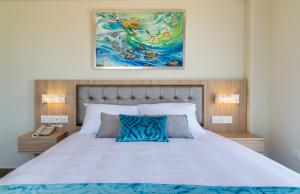 zodiac hotel apartments