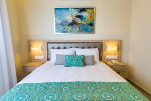 zodiac hotel apartments