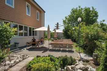 Youth Hostel Stein Am Rhein,Steckborn>>Schaffhausen,2 star