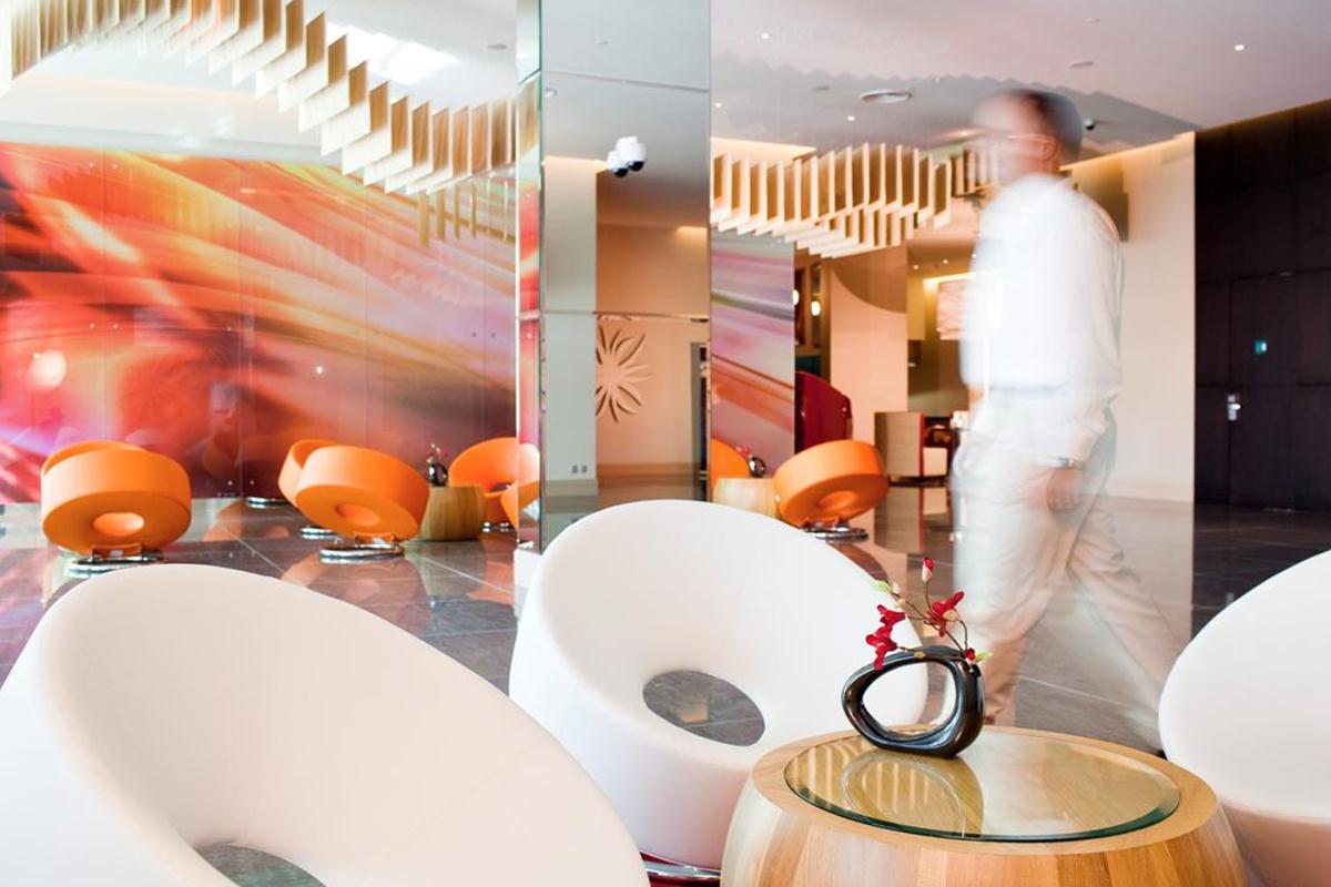 ibis dubai mall of the emirates hotel