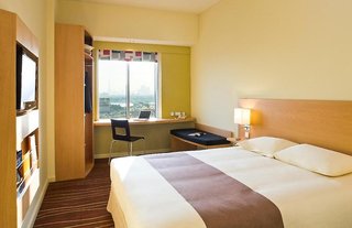 ibis dubai mall of the emirates hotel