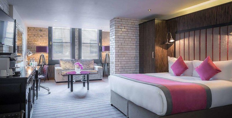 the trinity city hotel