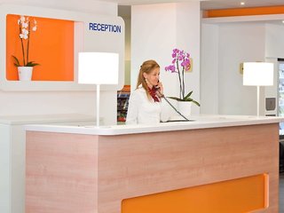 ibis budget amberieu en bugey chateau gaillard a42