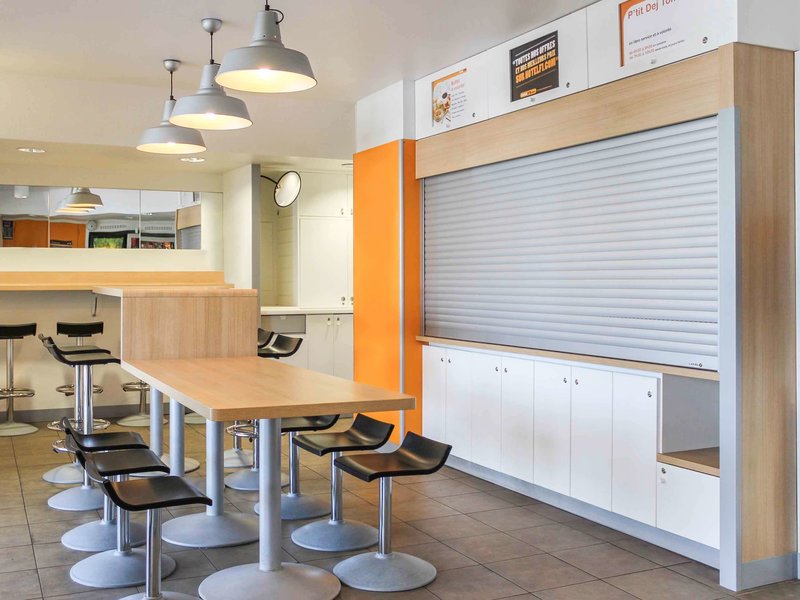 hotelf1 frejus roquebrune sur argens