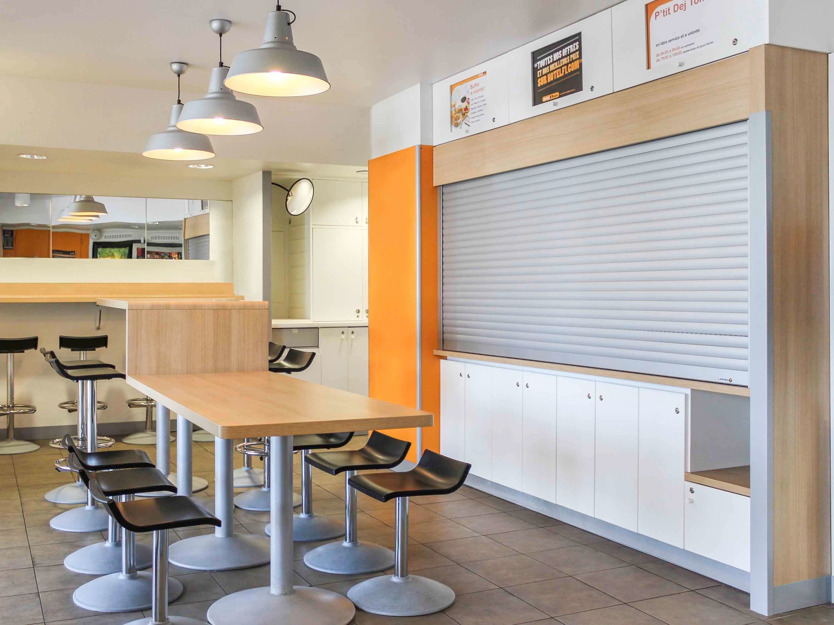 hotelf1 frejus roquebrune sur argens