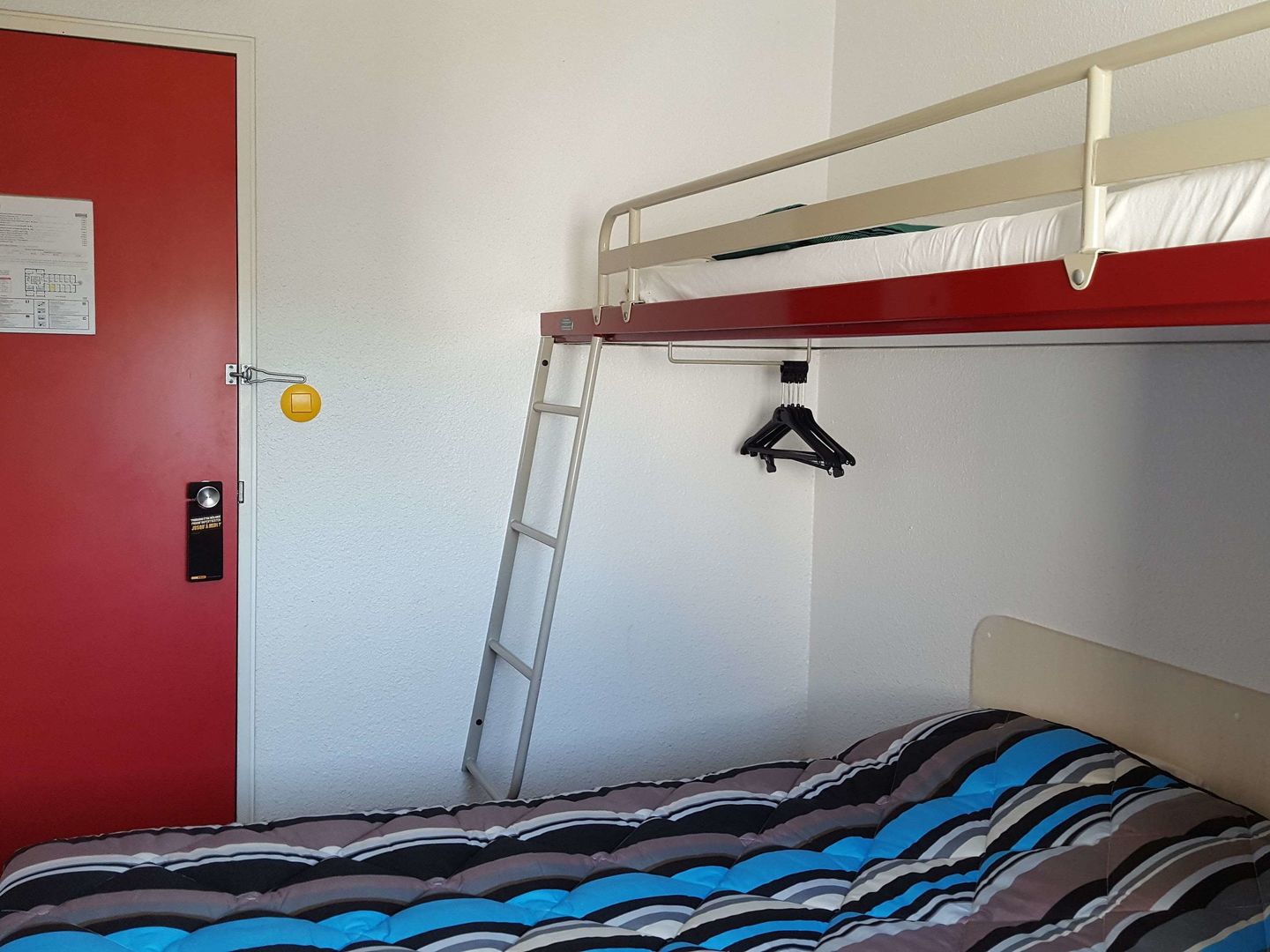 hotelf1 frejus roquebrune sur argens