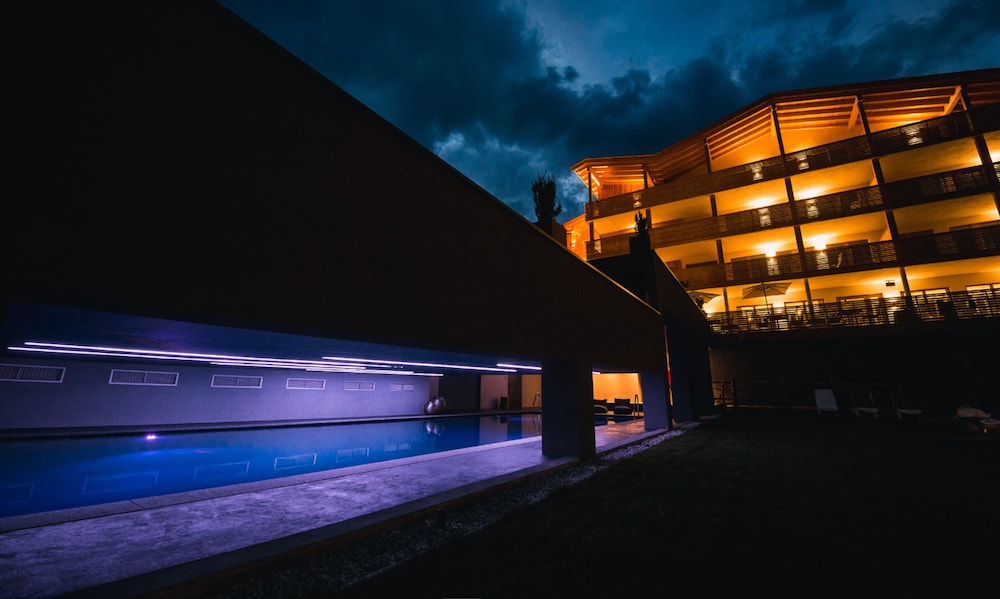 aktiv and familienhotel adlernest